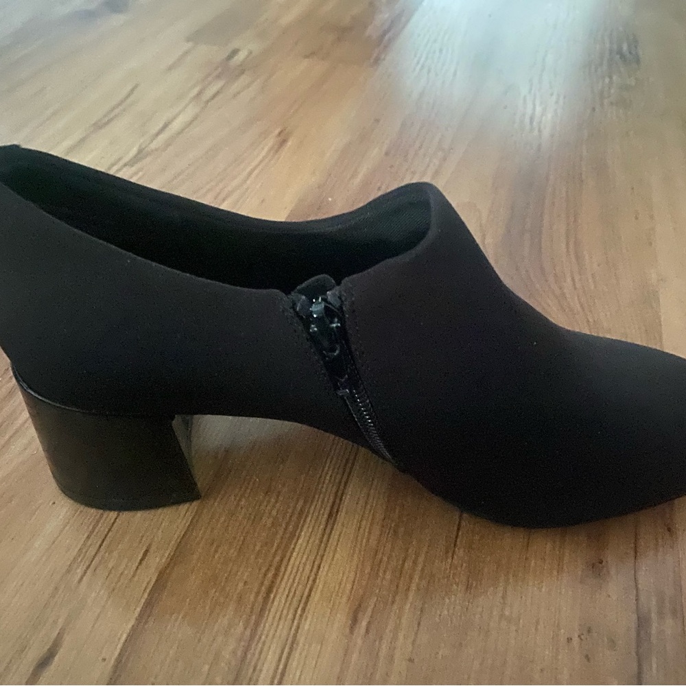 Anne Klein iFlex Padded Womens Black Shoes Sz 7.5M Block Heel -Side Zipper- - Picture 5 of 11